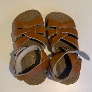 Toddler saltwater sandals, size 7, EUC, brown leather